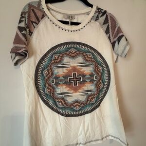 NWT Delila Southwestern T Shirt Size Medium